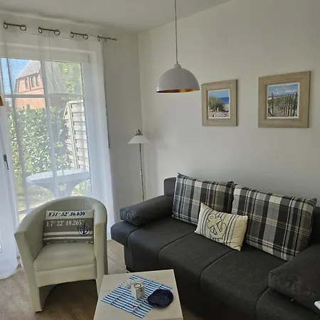 Strandnahe Sonneneck Auf Mit Garten & Stellplatz * Insel Poel